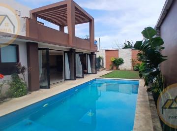 Casa · 476m² · 5 Recámaras · 3 Estacionamientos · Casa en Venta Frac. Ylang Ylang