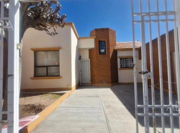 Casa · 89m² · 2 Recámaras · 1 Estacionamiento · Casa en Venta en Lomas Universidad I