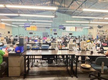 f1efc3fb2c8af246aa6b64abc9e190951495e5d475ec25d89fd7b62011a9f896 · En Venta, Bodega Comercial en Tecate