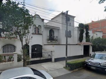 Casa de 5 habitaciones, Benito Juárez · Casa en Venta en La Calle Manuel Lopez Cotilla, Colonia del Valle
