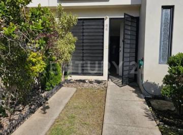 Casa en condominio · 76m² · 3 Recámaras · 1 Estacionamiento · Casa en Venta, Col. Vista Sur Residencial, Tlajomulco, Jal.