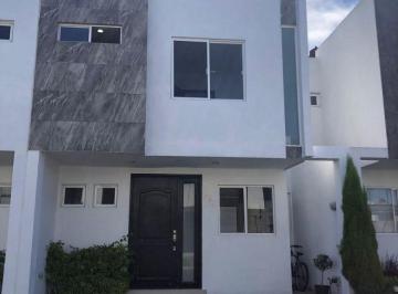 Casa de 4 habitaciones, Zapopan · Casa en Venta en La Moraleja - Coto Pamplona 304