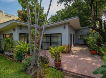 Casa · 188m² · 2 Recámaras · 2 Estacionamientos · Casa en Poblado Acapatzingo