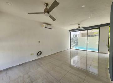 Casa en condominio en Renta de 3 habitaciones Cancún · Hermosa Casa con Alberca en Residencial Arbolada