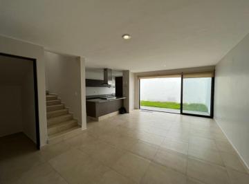 23b72efab37db658d959ce44067e1c8da87c7bd31a63a32551f7c1a097c81ddc · Casa en Venta en Condominio con Alberca en Querétaro