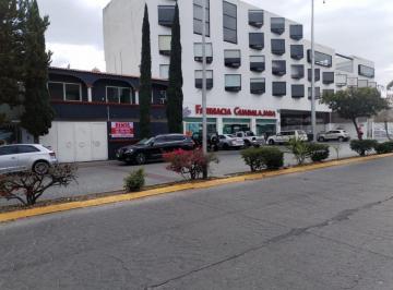 Casa · 290m² · 4 Recámaras · 5 Estacionamientos · Casa - Fraccionamiento Milenio 3a Sección