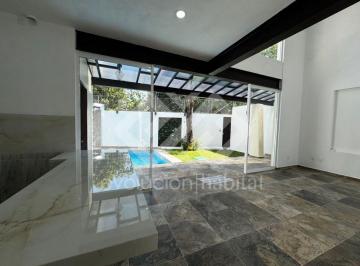 Casa de 3 habitaciones, Xochitepec · Casa Sola Nueva en Venta, en Chiconcuac Morelos