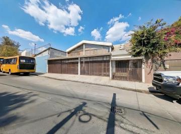 7130f1d3b9d4d0f636d7a252cdb66f5068d7bf65823d336a08ef25396c518cc4 · Casa Como Terreno con Barranca en Venta en Lomas de Tecamachalco (M&sup2;c440)