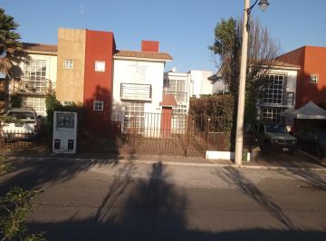 Casa de 3 habitaciones, Calimaya · Bonita y Amplia Casa en Venta