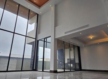 Casa de 5 habitaciones, Monterrey · Casa en Venta en Carretera Nacional