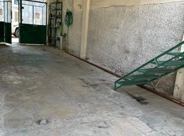 aa45b75a6809e09f601bc6acc493dbcf909cbf17d14e5601716ea8117975c788 · Casa en Venta con Dos Departamentos y Local