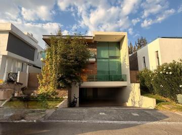 Casa de 4 habitaciones, Tlajomulco de Zúñiga · Casa en Venta Lago Nogal