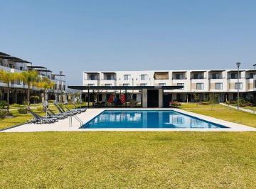 bb33c341bd81bd489d760b3c60fb0f6eaba0fbb8da8e1f2ec774ba43437d49a0 · Casa en Renta Sin Amueblar con 3 Habitaciones, Alberca y Amenidades, Xochitepec