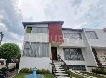 Casa · 282m² · 5 Recámaras · 5 Estacionamientos · Casa en Venta en Fracc. Privado en Joyas del Pedregal, Coyoacán