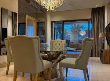 Departamento · 175m² · 2 Recámaras · 2 Estacionamientos · Departamento en Zona Valle Oriente Norte