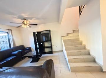 Casa · 105m² · 3 Recámaras · 2 Estacionamientos · Casa - Zirándaro