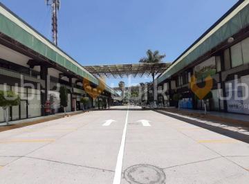 a56920a74457c26e0fd8be18a97a4c39109af5a51bf98f69a8fd1e8b6605f50e · Plaza Galeria Exhimoda - Oficina o Local Planta Alta Zona Minerva Arcos Vallarta