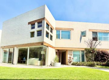 Casa en condominio · 432m² · 3 Recámaras · 4 Estacionamientos · Hermosa Casa en Venta en San Ángel Inn