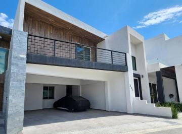 Casa · Casa en Venta Villa Foresta Saltillo Al Nororiente