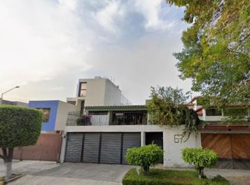 Casa de 3 habitaciones, Coyoacán · Casa en Venta en Paseos de Taxqueña
