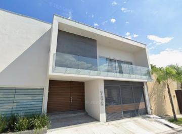 Casa de 6 habitaciones, Guadalupe · Venta de Casa en Muralistas Contry La Silla Nuevo Leon