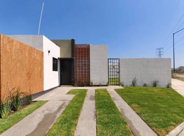 Casa de 3 habitaciones, Villa de Alvarez · Casa en Venta Montellano, Colima