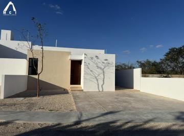 Casa en condominio · 148m² · 3 Recámaras · 2 Estacionamientos · Casa en Condominio en Cholul
