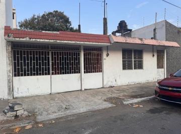 Casa de 2 habitaciones, Veracruz · Casa de un Nivel en Venta, Fraccionamiento Reforma, Veracruz