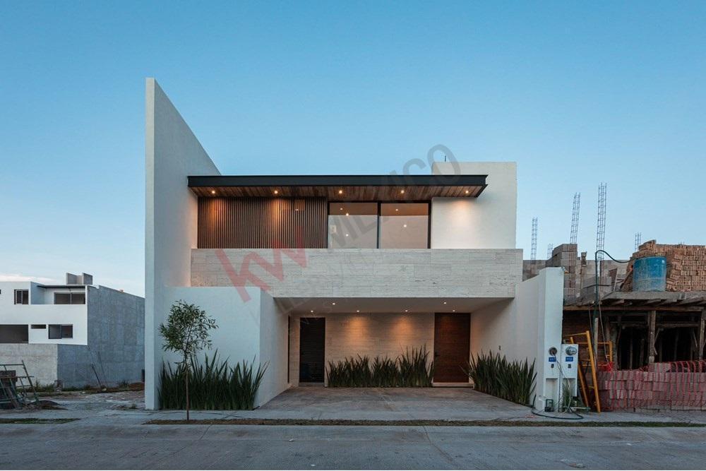 ✨ Residencia Nueva en Venta en Privada San Ángel 5 ✨