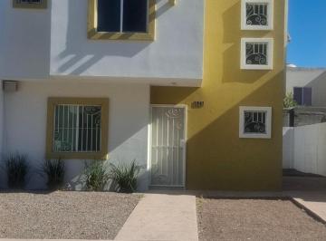 Casa de 3 habitaciones, Ahome · Renta en Coto con Área de Jardin Palapa y Juegos Infantiles