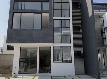 Casa de 4 habitaciones, Pachuca · Casa en Pachuca con 4 Recamaras Una en Planta Baja y en Privada