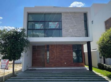 Casa en condominio de 4 habitaciones, Zapopan · Casa Nueva en Venta Dentro de Coto