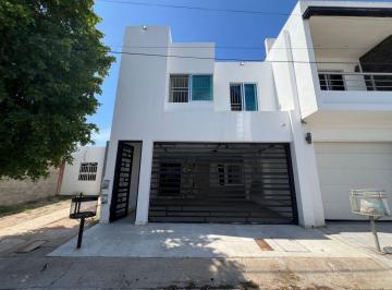 59d138cf5f614643ec36de9604ba25eead2c2dd9600c46427f6035e4f01162cf · Casa con 4 Recámaras en Venta en Fraccionamiento Villa Bonita Culiacan Sinaloa