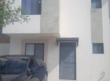 Casa en condominio · 78m² · 3 Recámaras · 2 Estacionamientos · Casa en Condominio en Rincones El Marqués