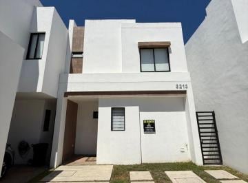 Casa de 3 habitaciones, Mazatlán · Renta Casa Amueblada 3 Recs Fracc Privado Cerca de Playa Alberca Común