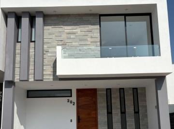 Casa de 4 habitaciones, Zapopan · Casa en Venta Coto Pontevedra, Capital Norte, Zapopan, Jalisco.