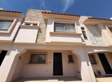 Casa de 3 habitaciones, Tlajomulco de Zúñiga · Venta de Casa Lista Para Estrenar en Bosques California, Junto a Plaza Galerias Santa Anita, Tlaj.