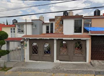 Casa de 3 habitaciones, Cuautitlán Izcalli · Casa en Venta en Colinas del Lago, Izcalli