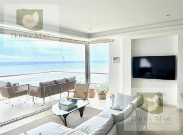Departamento · 180m² · 2 Recámaras · 1 Estacionamiento · Departamento de 2 Recámaras en Renta, Sobre Playa Diamante, Acapulco