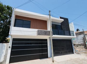 Casa · 160m² · 3 Recámaras · 2 Estacionamientos · Venta de Casa en Ejido Primero de Mayo Norte Boca del Rio