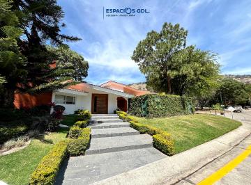 Casa en condominio de 5 habitaciones, Tlajomulco de Zúñiga · Exclusiva Residencia en Venta o Renta, en Club de Golf Santa Anita.
