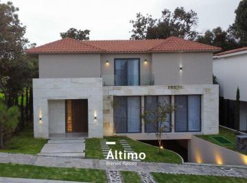 Casa en condominio de 4 habitaciones, Tlajomulco de Zúñiga · Residencia de Autor en El Cielo Country Club: Donde El Lujo Se Encuentra con El Green.