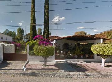 Casa de 4 habitaciones, León · Casa con 500 m² de Superficie de Terreno y 4 Recámaras en Venta en Lomas de Comanjilla