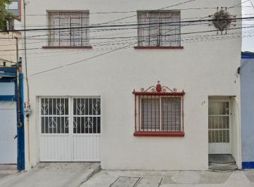 Casa de 4 habitaciones, Cuauhtémoc · Casa en Remate en Cuauhtémoc
