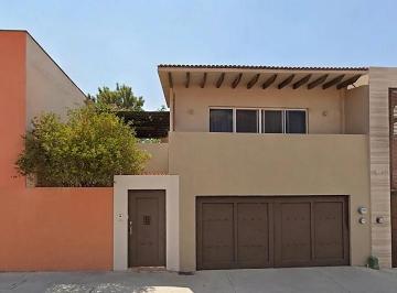 Casa de 4 habitaciones, San Miguel de Allende · Casa con 4 Recámaras y 266 m² Superficie de Terreno en La Lejona en Venta