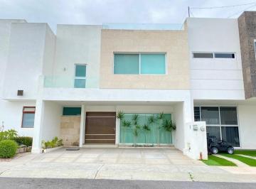 23a09507902ec0c2b3c2c42691197dc59d06506ec69eff0bac76297783921476 · Bvm Casa en Condominio en Hacienda Juriquilla Santa Fe