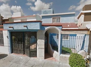 Casa de 2 habitaciones, Salamanca · Casa con 124 m² Superficie de Terreno, 2 Recámaras en Venta en Fraccionamiento Las Estancias