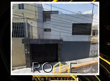 Casa de 4 habitaciones, Coyoacán · Casa Adjudicada en del Carmen de Recuperacion Bancaria!