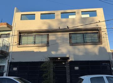 Casa de 3 habitaciones, Guadalajara · Amplia Casa Nueva en Venta con Terraza