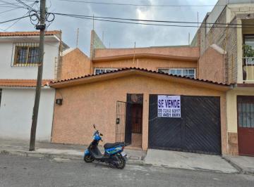 Casa de 3 habitaciones, Ecatepec de Morelos · Se Vende Casa en Jardines de Morelos, Ecatepec de Morelos, Estado de México.